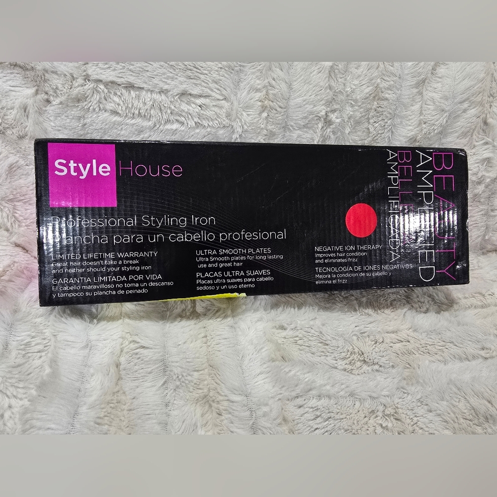 NEW Style House Beauty Amplified Ceramic Flat Iron Hair Straightener Black 1.25